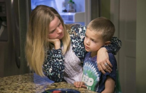 Politicians disagree on measles, acclaimed missionary doctor Naylor says 'vaccinate'