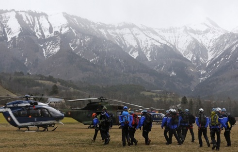 German airliner fell 4,000 feet per minute before crashing in Alps