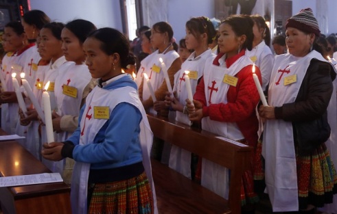 Catholics in Vietnam fear new laws on religion