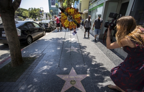 'Eight is Enough' actor Dick Van Patten remembered as devoted family man on and off TV