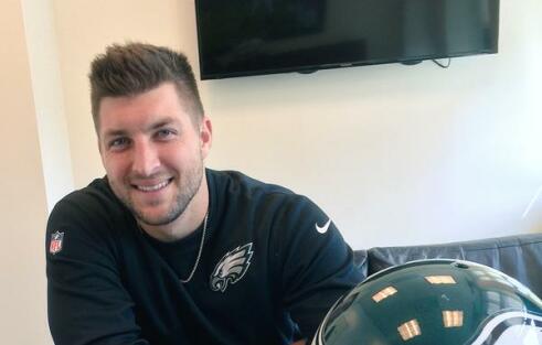 Tim Tebow ready, again: 'It's about glorifying God'