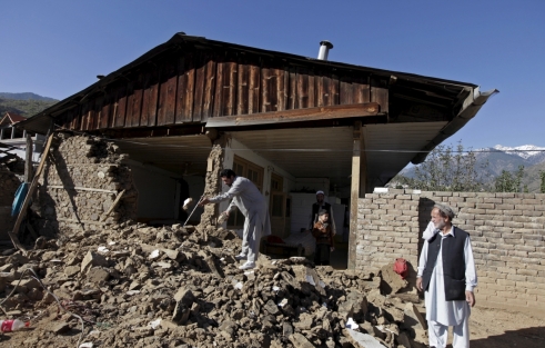 Prayer & relief needed for earthquake victims in South Asia