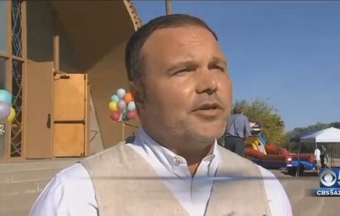 Protestors outside Mark Driscoll's new church Easter open house