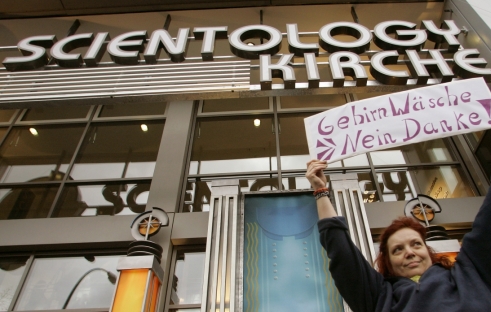 Russia authorities raid more than a dozen Scientology sites