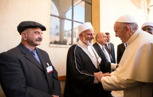 Pope and world religious leaders vow to oppose terror in God's name
