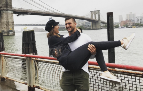 Tim Tebow proposes to girlfriend, former Miss Universe Demi-Leigh Nel-Peters